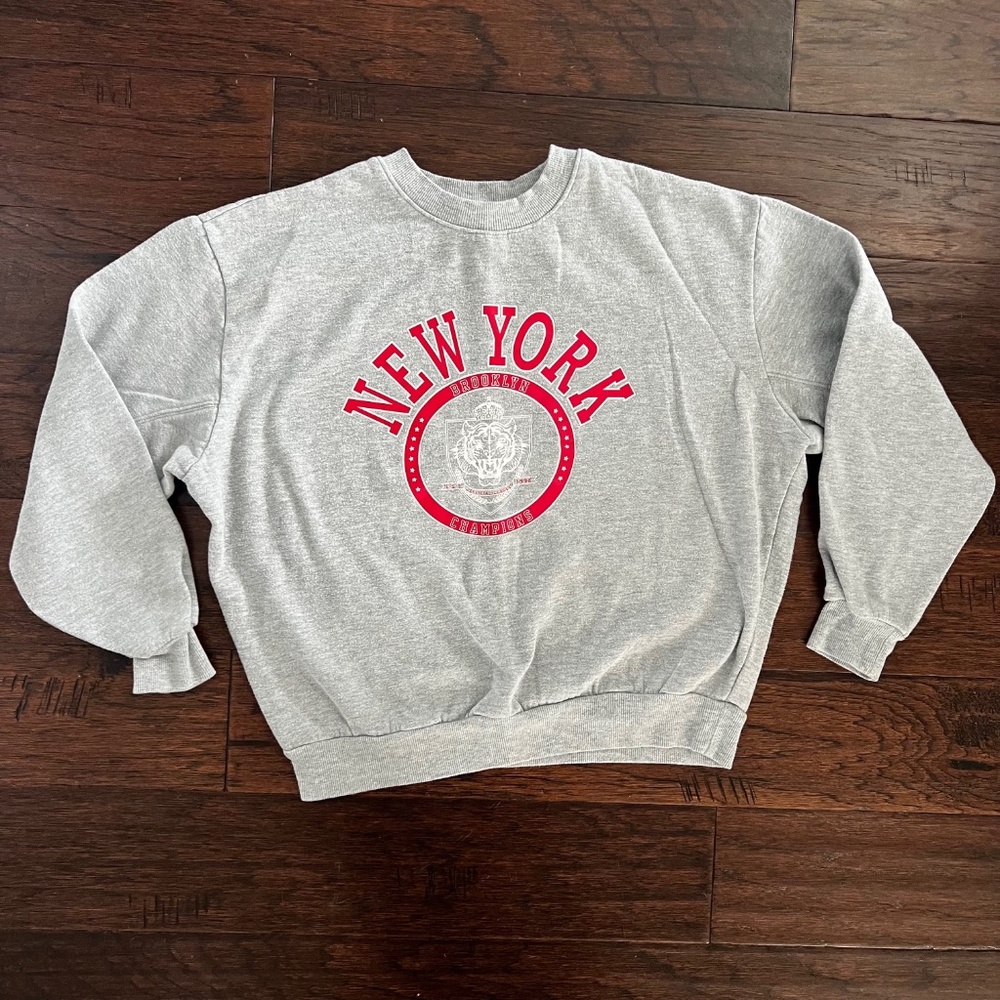 Wild Fable Women's Grey and Red Sweatshirt Size XS